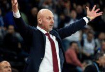 Obradović vikao na igrače Zvezde: Ljudi, uozbiljite se ili je sezona gotova (VIDEO) obradovic-vikao-na-igrace-zvezde:-ljudi,-uozbiljite-se-ili-je-sezona-gotova-(video)