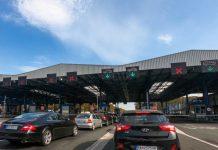 AMSS: Bez zadržavanja na rampama auto-puteva, kamioni na graničnom prelazu Batrovci čekaju tri sata amss:-bez-zadrzavanja-na-rampama-auto-puteva,-kamioni-na-granicnom-prelazu-batrovci-cekaju-tri-sata